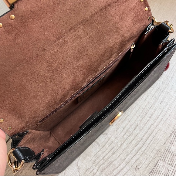 Coach Morgan Shoulder Bag In Colorblock Signature Canvas With Rivets - Picture 6 of 9